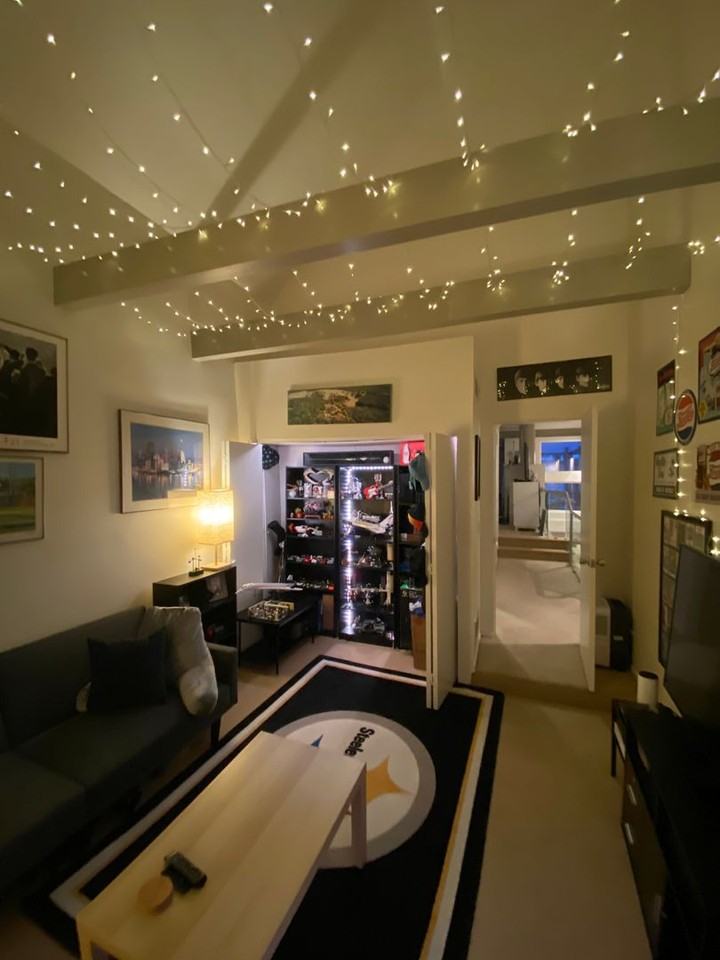 675 College St - Photo 6 of 13