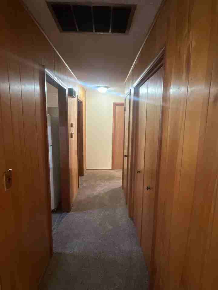 817 E Rosebrier St - Photo 3 of 14