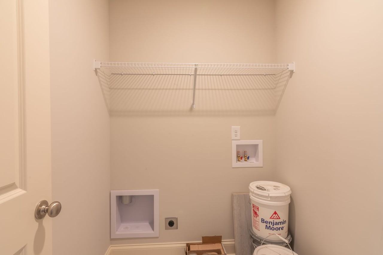 254 Hutch Ct - Photo 7 of 20