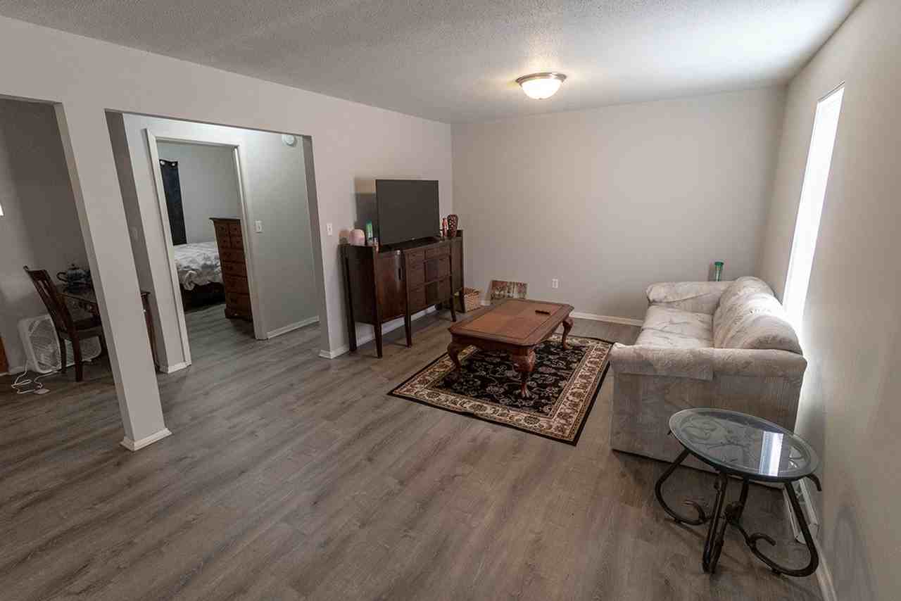 204 Wheaton Ct - Photo 4 of 30