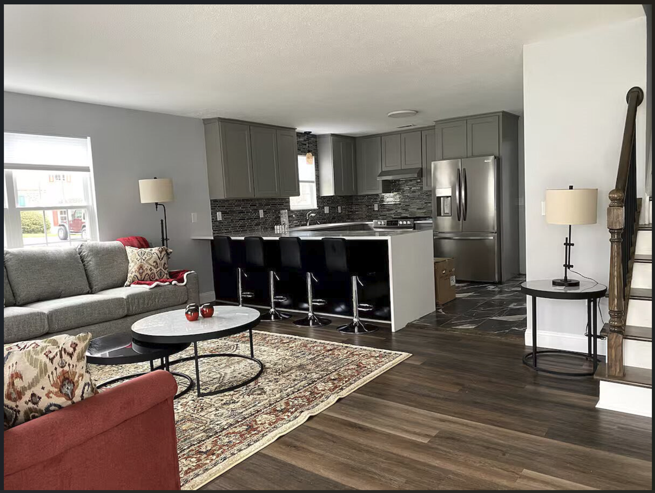 848 Patrick Henry Dr - Photo 2 of 19