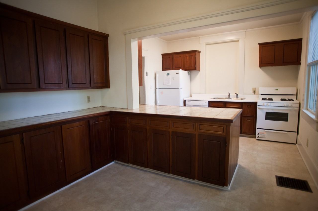 212 212 1B McCauley Street - Photo 6 of 14