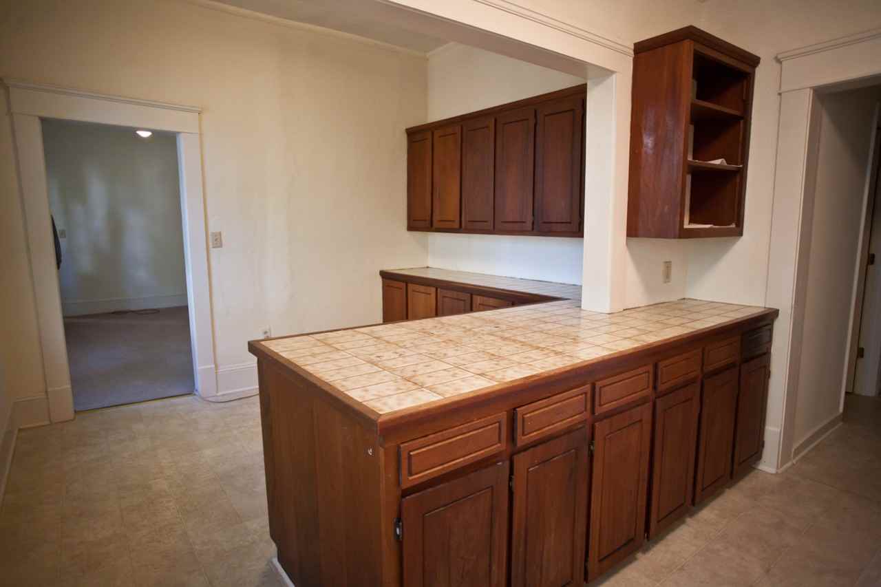 212 212 1B McCauley Street - Photo 7 of 14