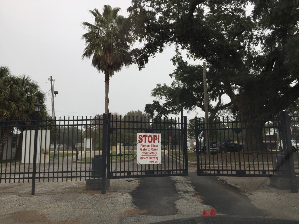 1225 Century Oaks Dr Apt D - Photo 4 of 21