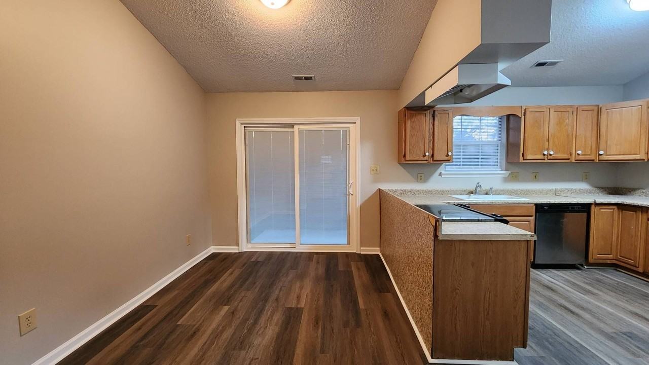 208 S Ginger Dr - Photo 7 of 26