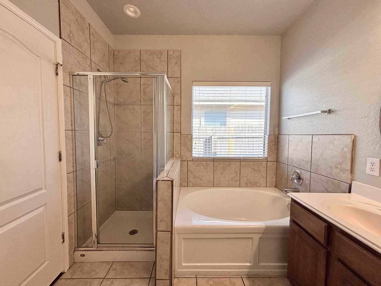 6631 Hartnet Flds - Photo 7 of 16