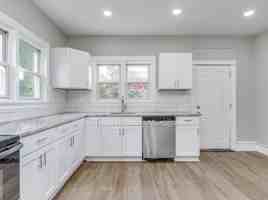 featured image of 116 W Main St