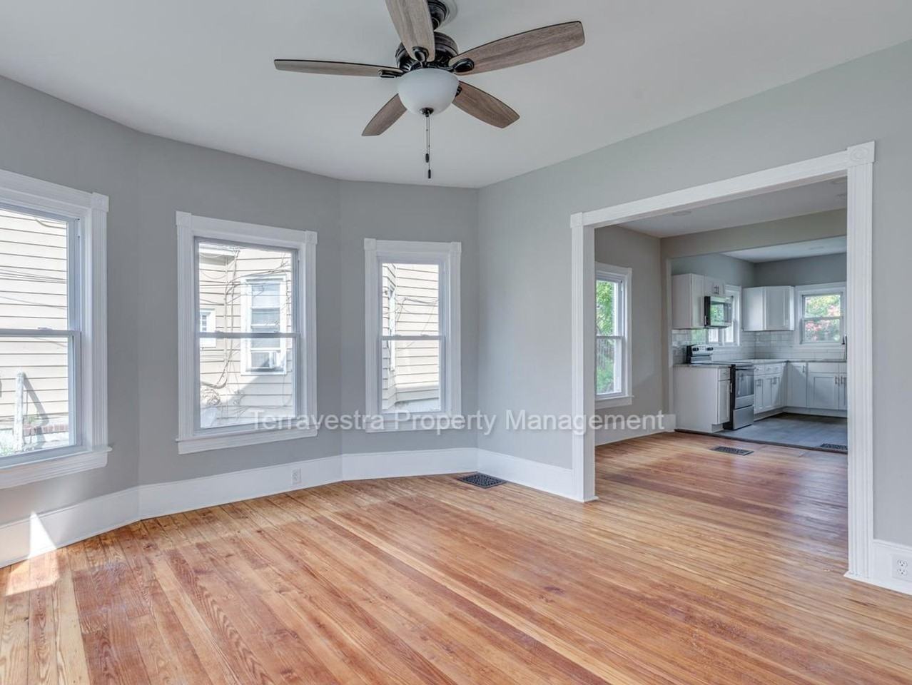 116 W Main St - Photo 5 of 19