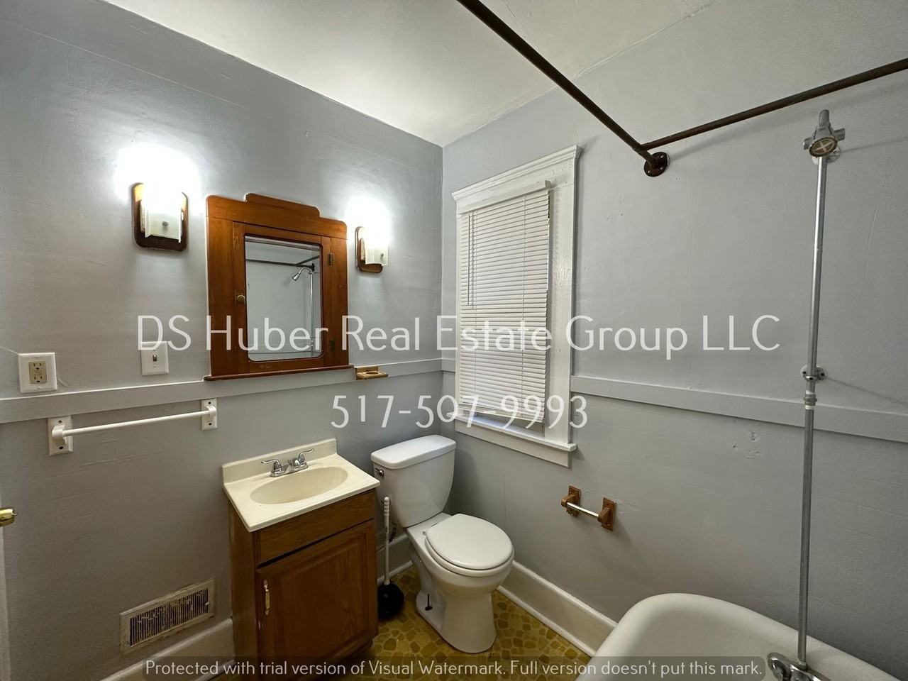 1415 Lansing Ave - Photo 6 of 17