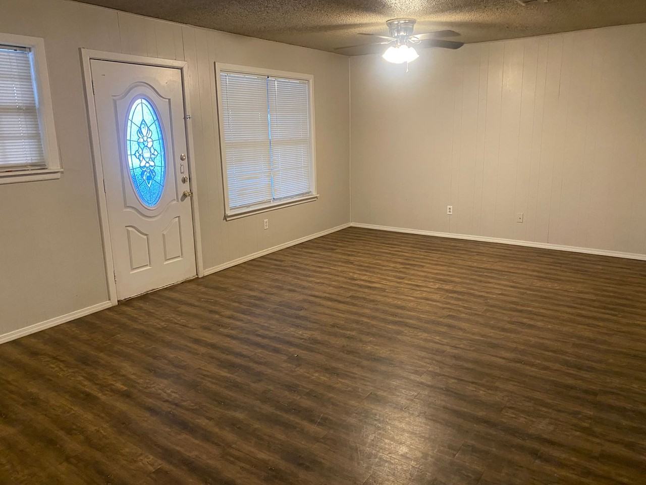 2807 Auburn St - Photo 3 of 23