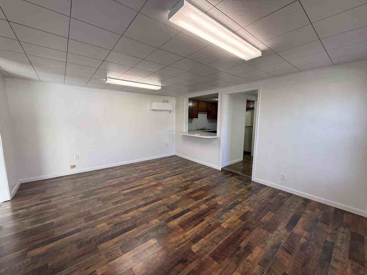 403 E 14th St - Photo 3 of 14