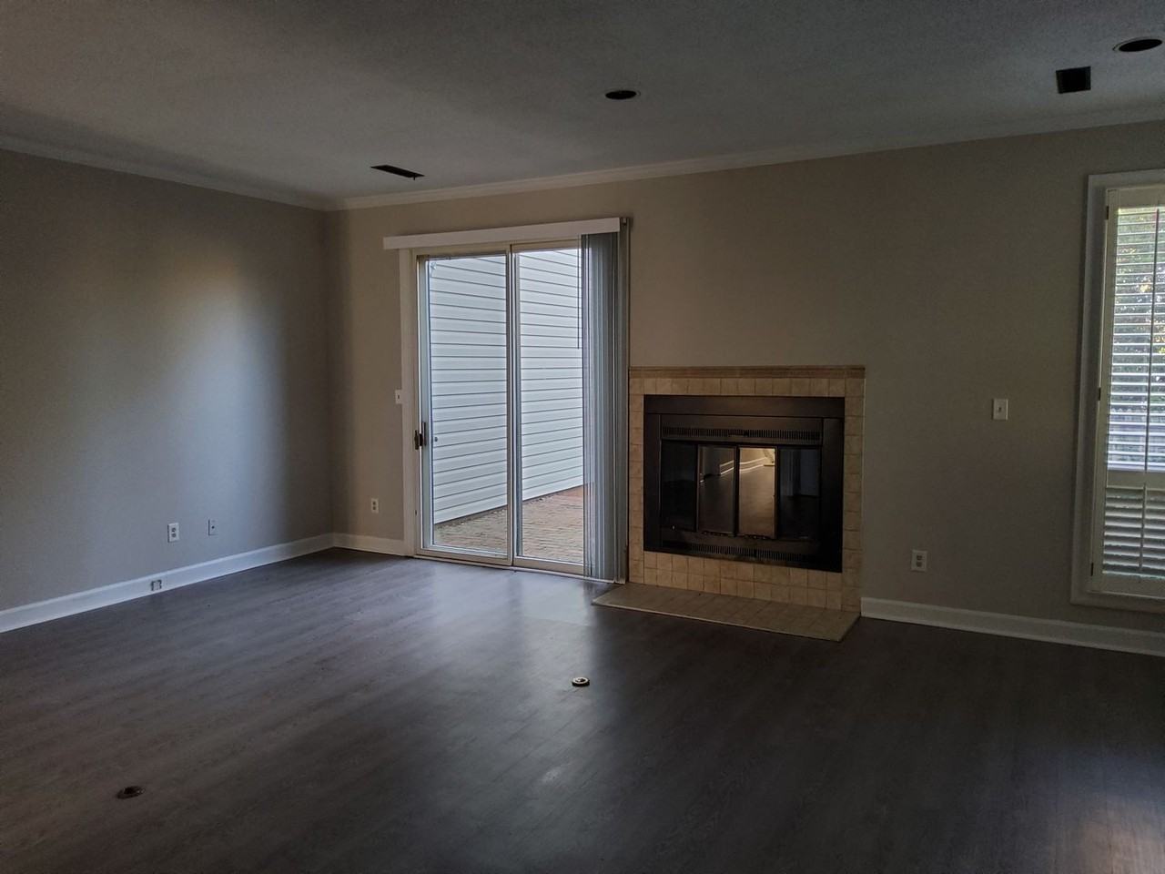 207 Forest View Ct - Photo 4 of 18