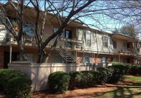 featured image of 3820 Country Club Rd Apt K #Apt K