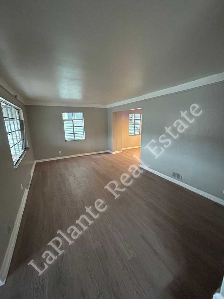 1421 N Ravine Pkwy - Photo 7 of 20