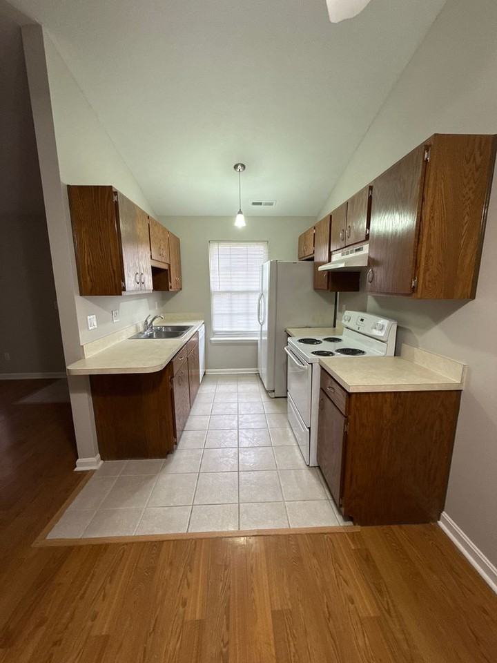 3928 Booker Ave - Photo 4 of 19