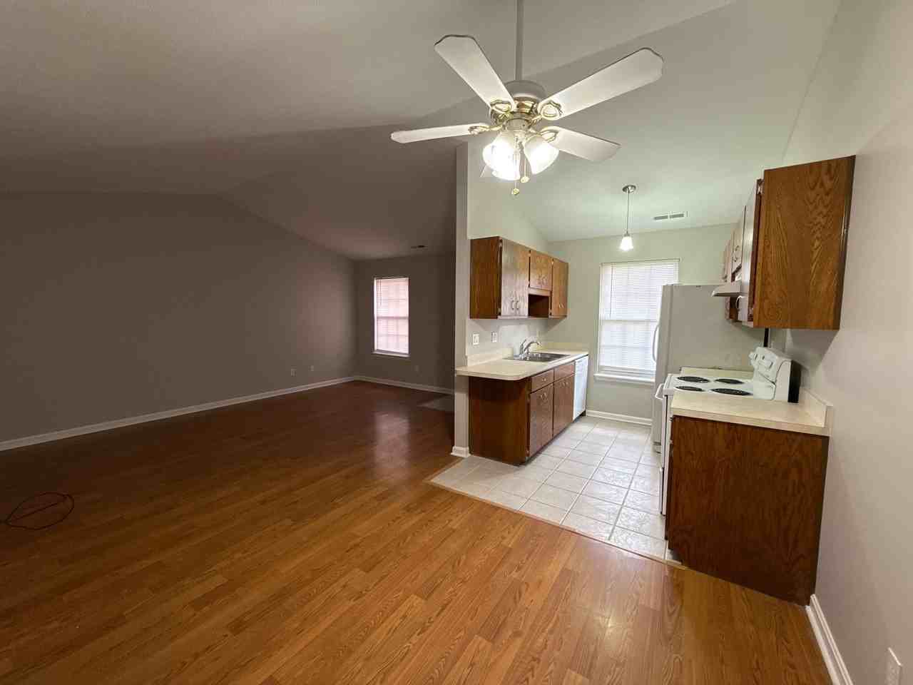 3928 Booker Ave - Photo 5 of 19