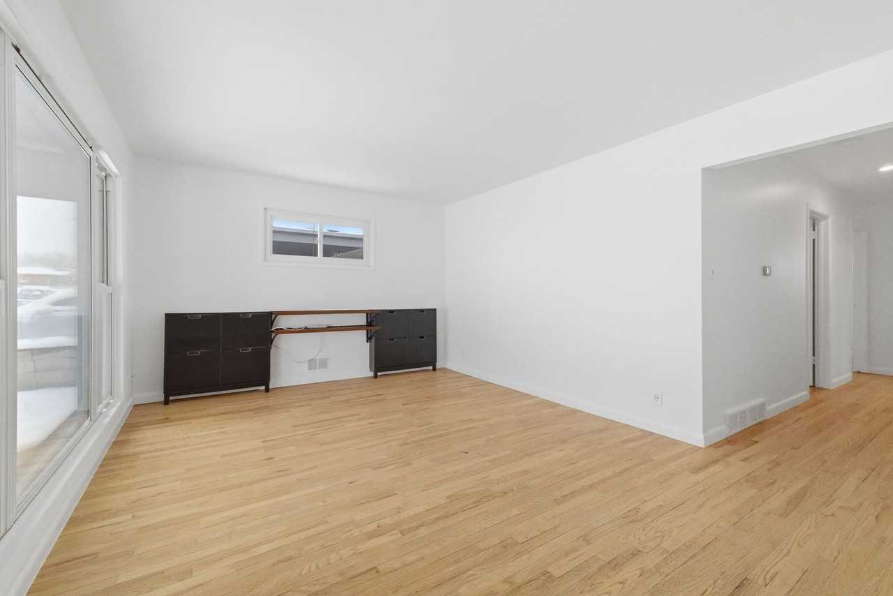 7092 Kalamath St - Photo 4 of 28