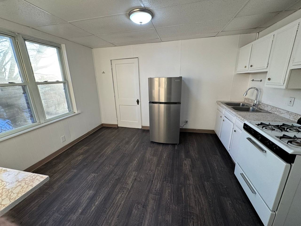 5837 Nicholson St #3 - Photo 7 of 11