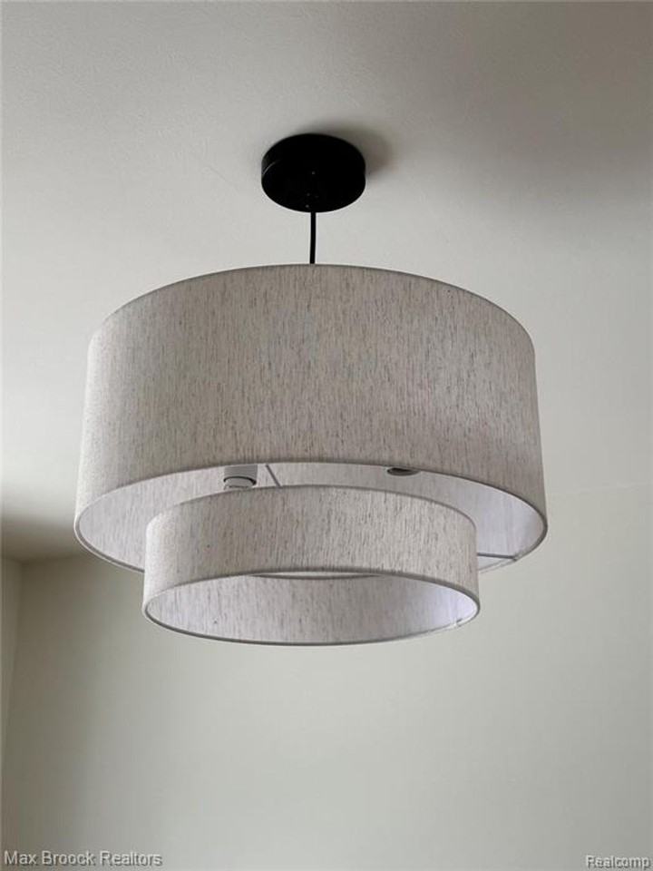 4138 Westover Dr - Photo 5 of 26