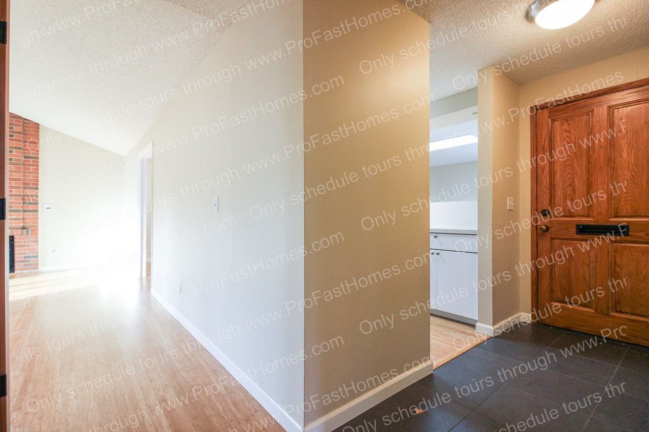 14210 Sw Rochester Dr - Photo 6 of 34