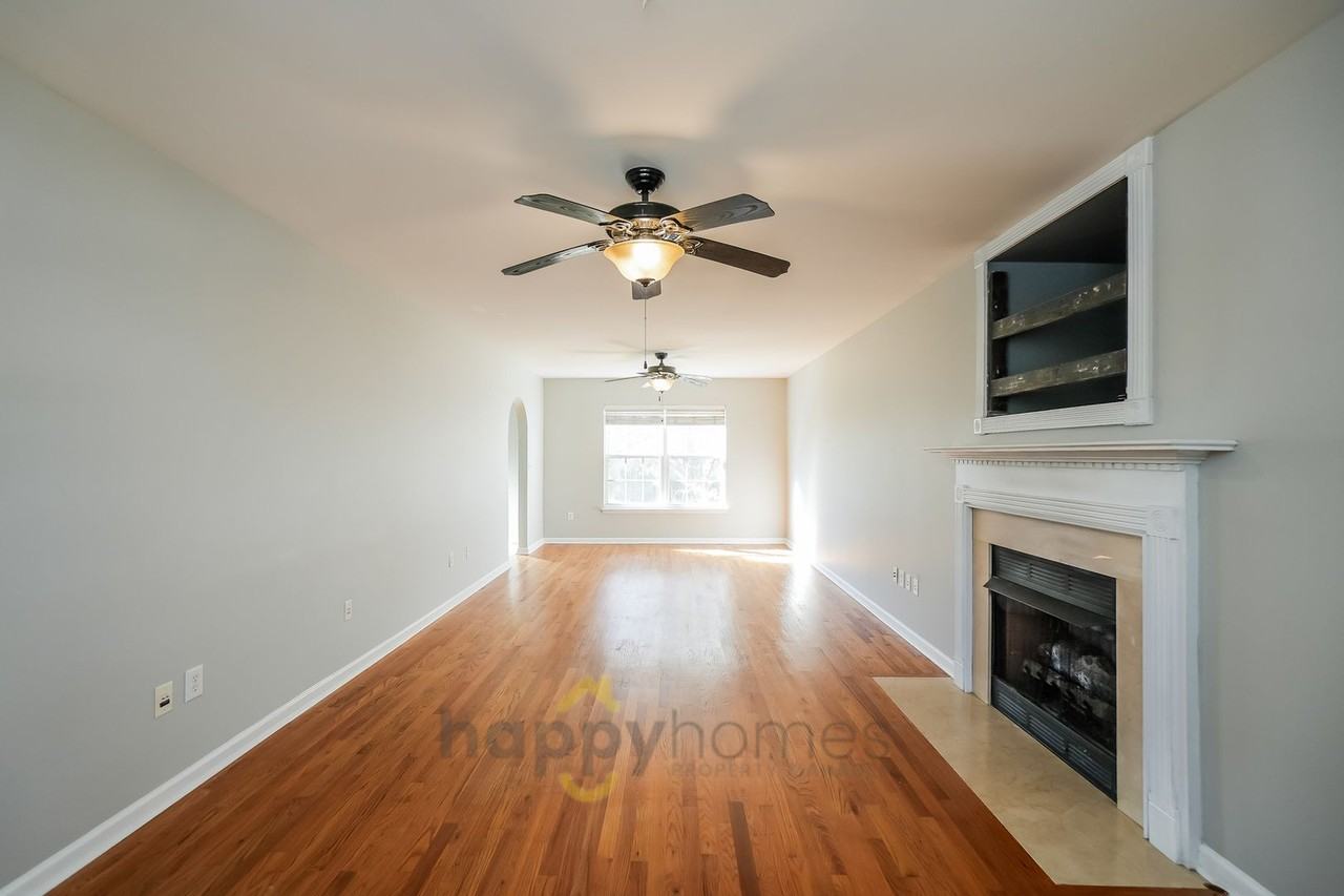 941 Clearspring Dr - Photo 5 of 23