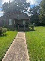 featured image of 5825 Grantham St