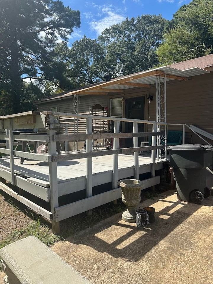 5825 Grantham St - Photo 2 of 7