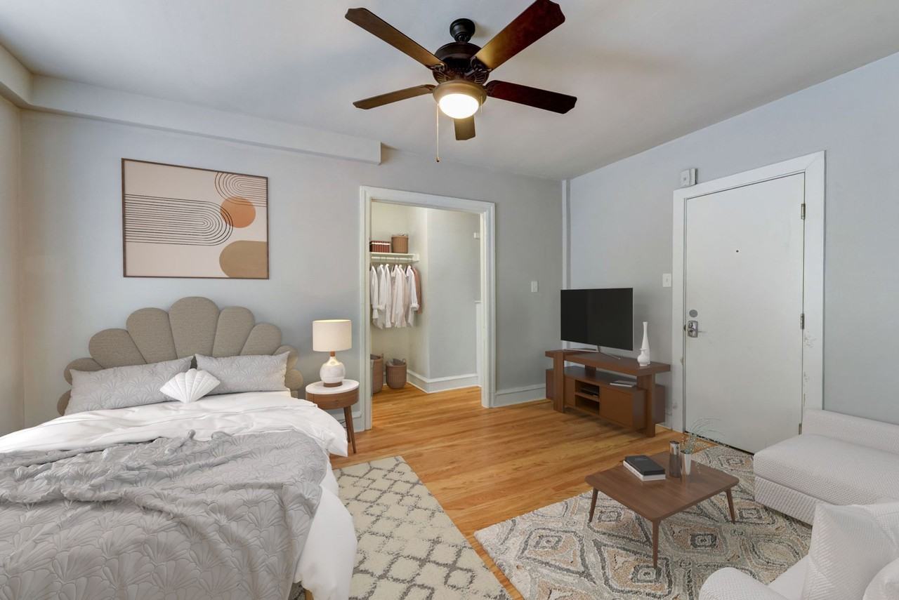 Chester Plaza - Photo 6 of 17