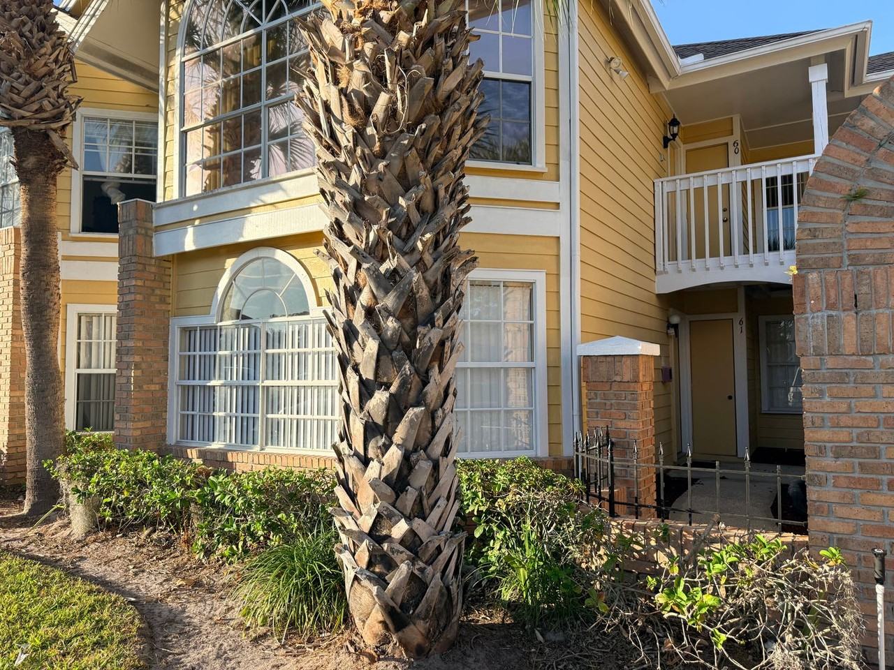 2498 Sweetwater Club Cir - Photo 2 of 17