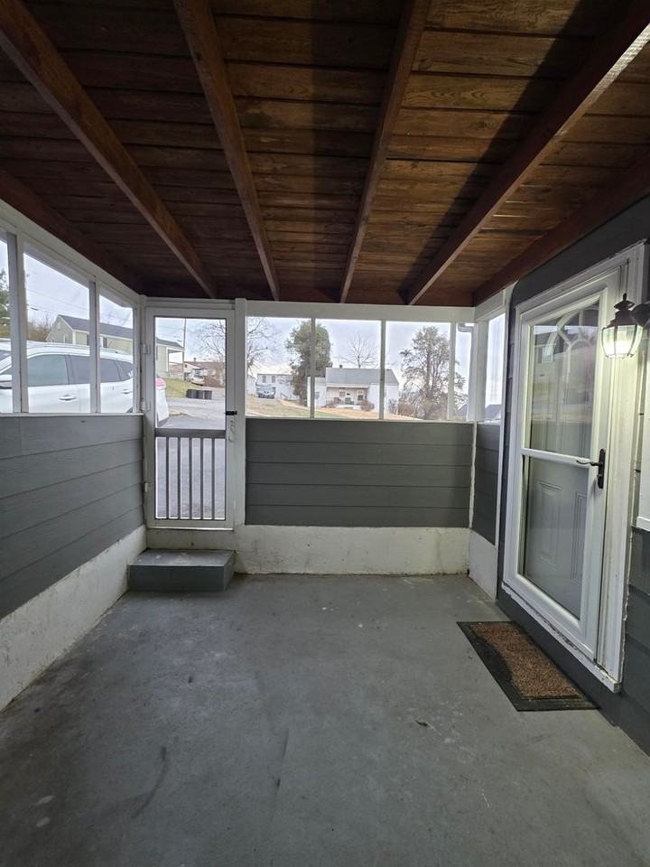 116 6th Ave - Photo 5 of 50