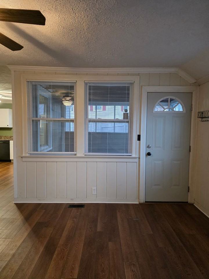 116 6th Ave - Photo 6 of 50