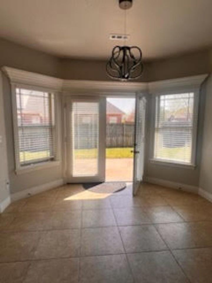 711 Saddlehorn Dr - Photo 6 of 18