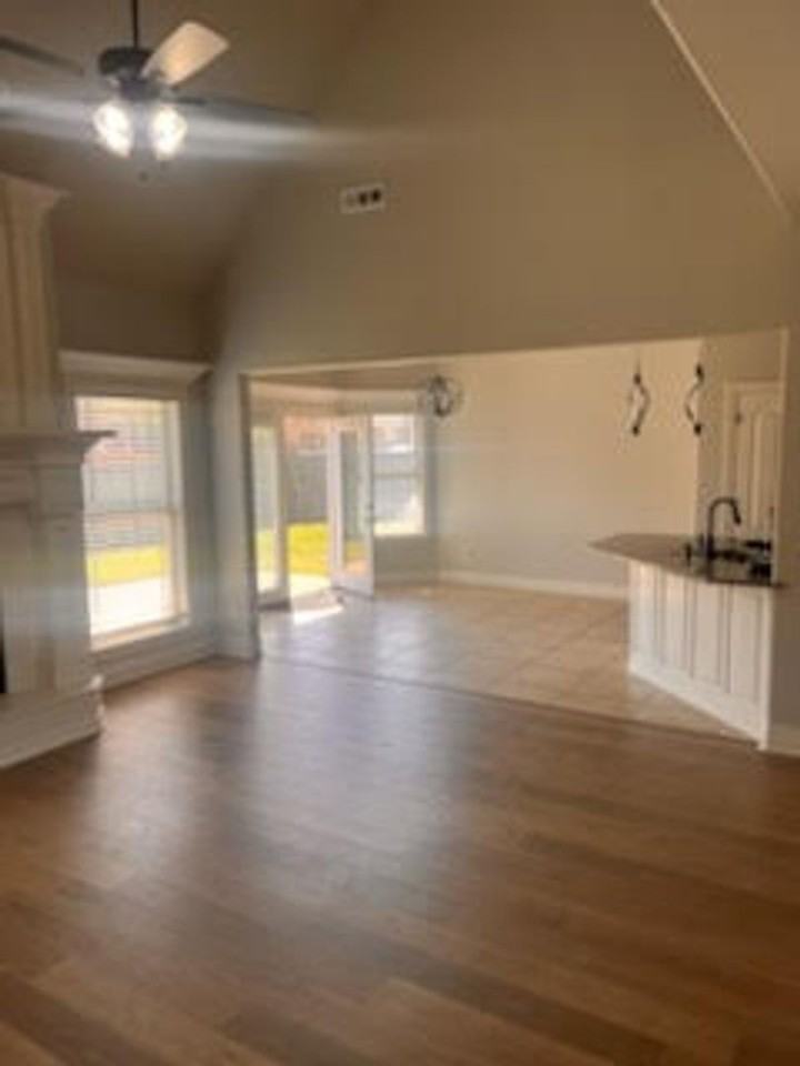 711 Saddlehorn Dr - Photo 7 of 18