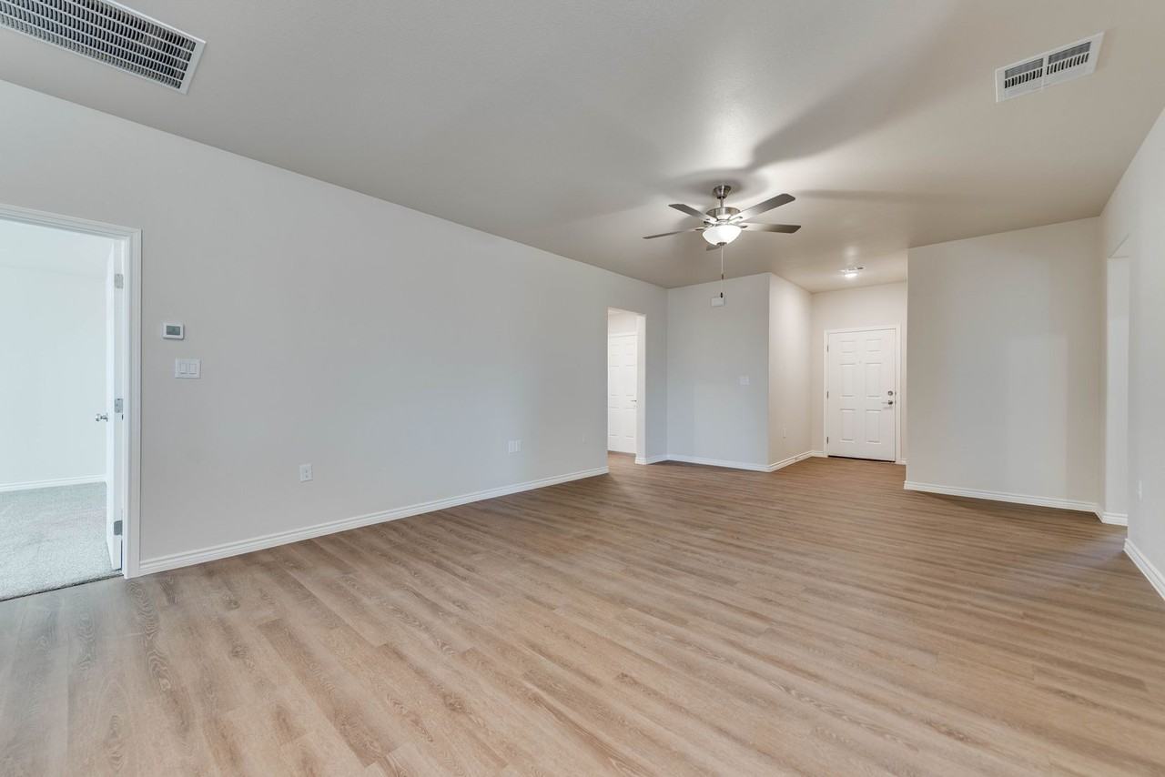 1408 Bajada St - Photo 3 of 23