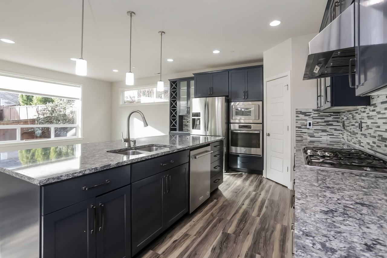 702 153rd St Sw - Photo 4 of 15