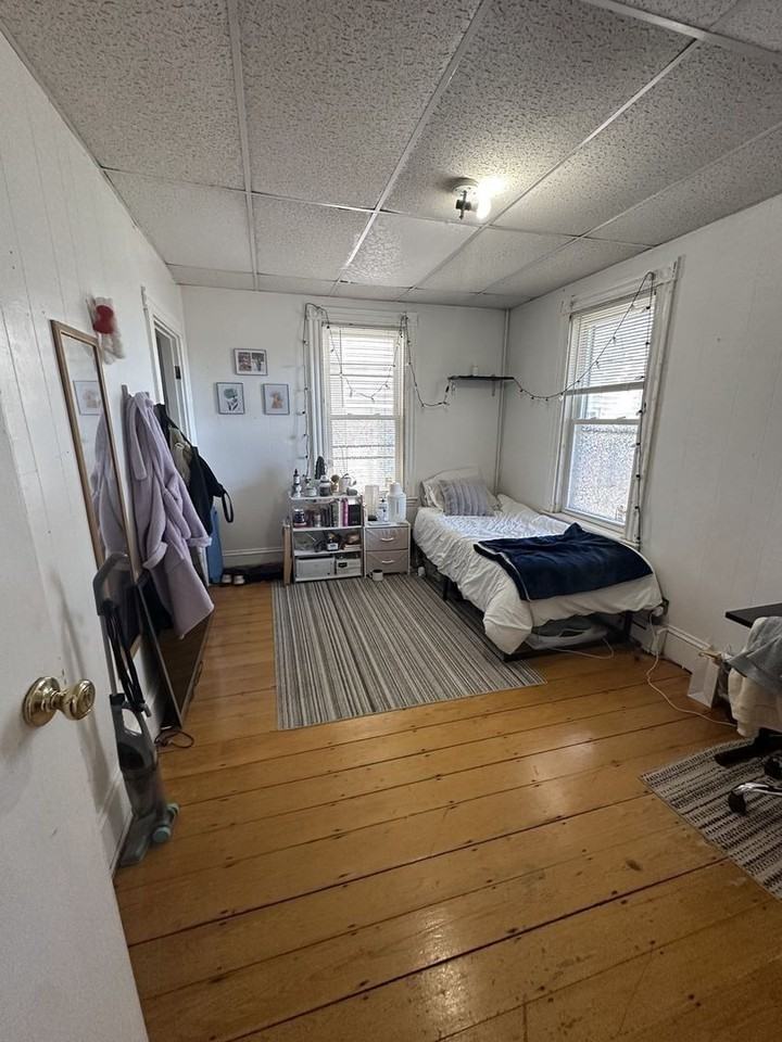 48 Fisher Ave - Photo 2 of 9