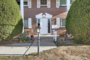 2262 S Valley Hwy - Photo 1 of 1