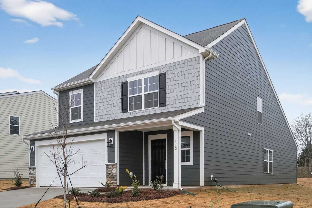 112 Rock Ave - Photo 4 of 37