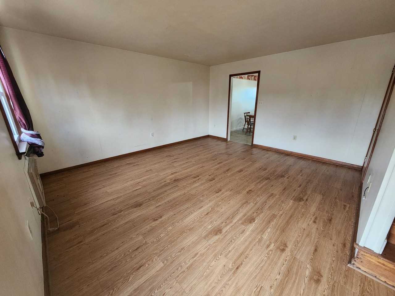 6233 Mountain View Dr - Photo 2 of 15