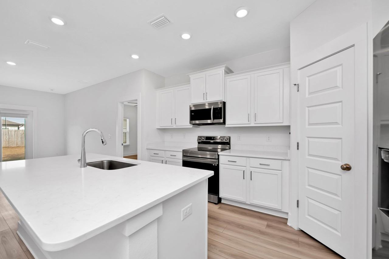 6525 Paso Fino Dr - Photo 6 of 32