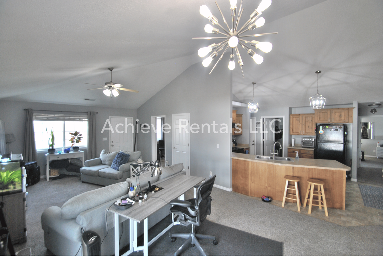 2297 S 770 W - Photo 2 of 12