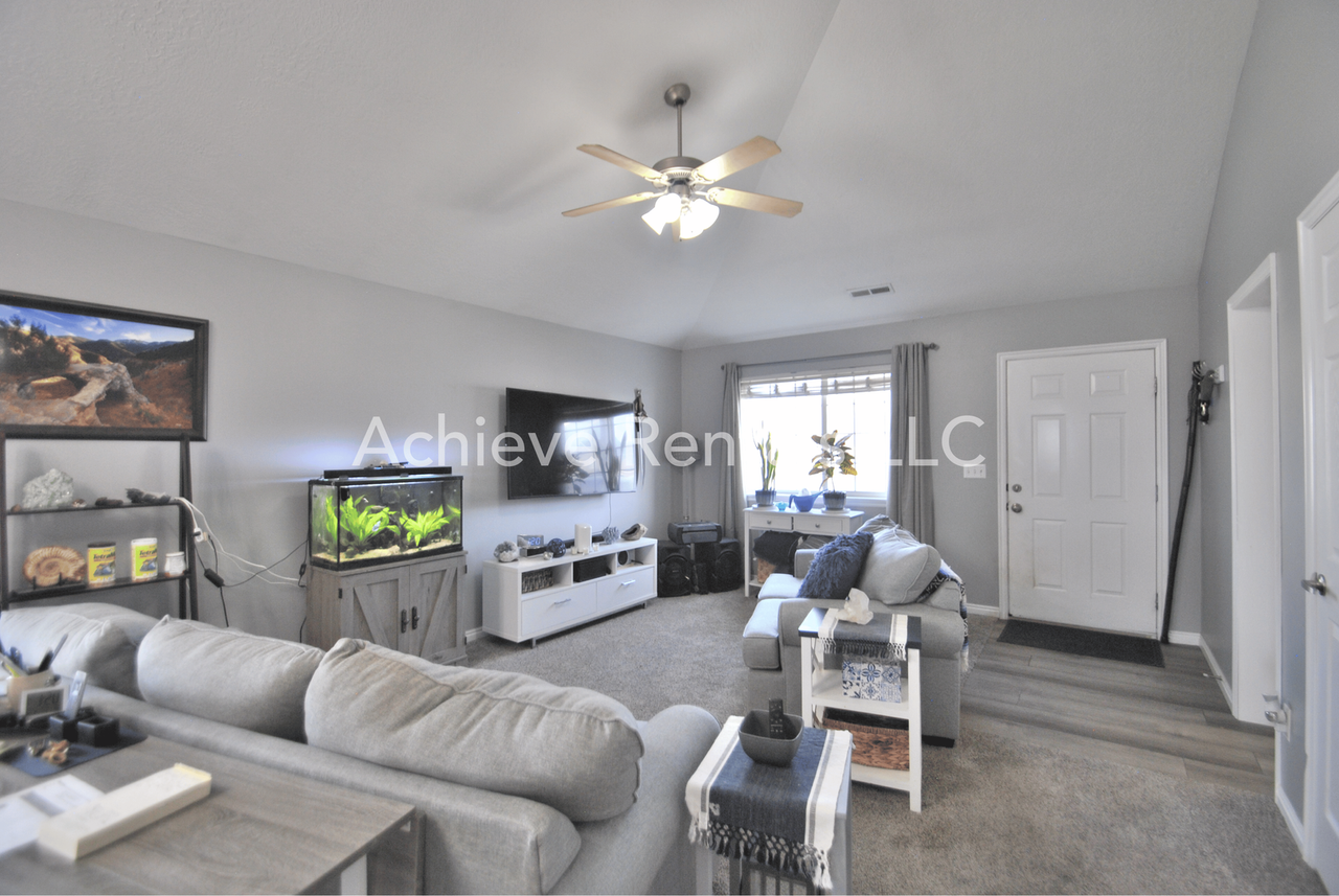 2297 S 770 W - Photo 3 of 12