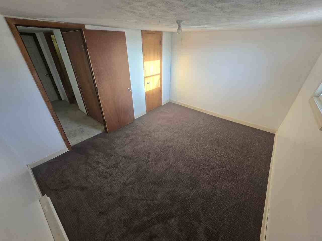 11 Watertown Rd - Photo 3 of 8