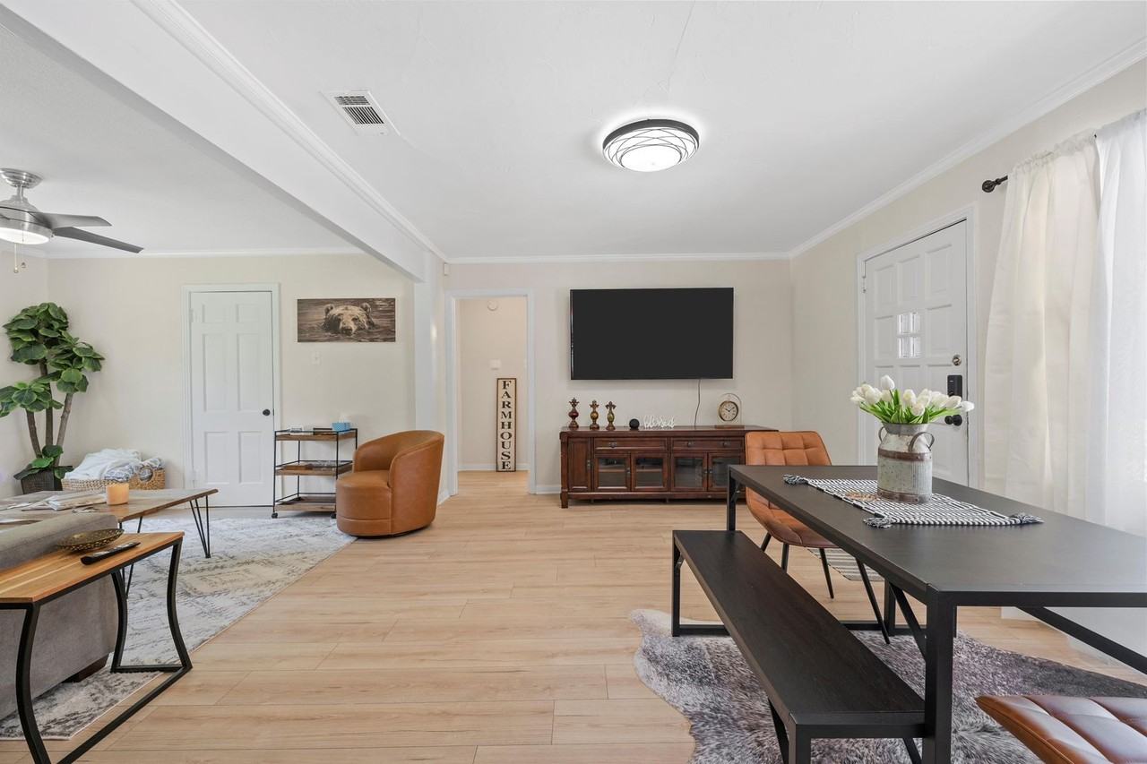 3108 S 3rd St - Photo 3 of 9