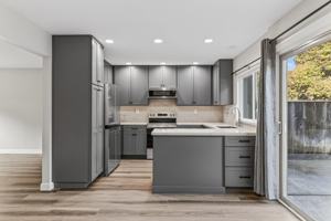 featured image of 19115 Creekside Pl