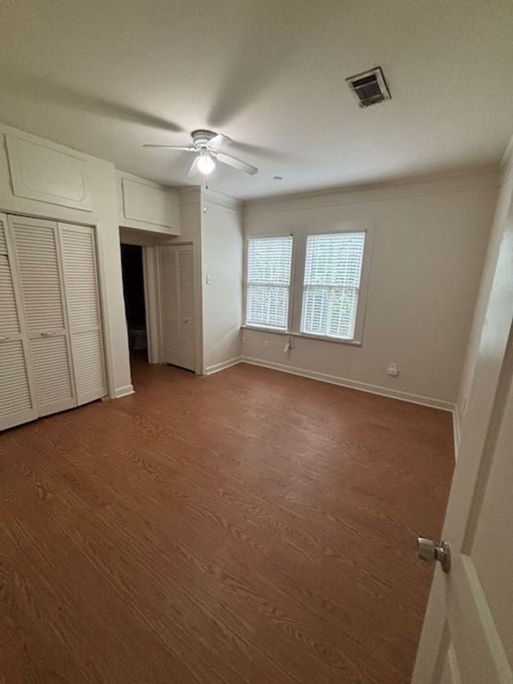 11917 N Harrells Ferry Rd - Photo 7 of 8