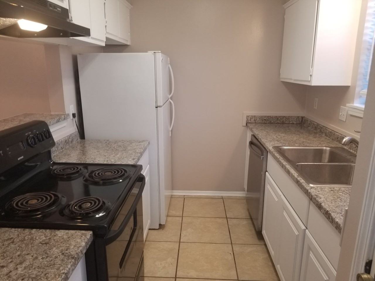 4374 Stumberg Ln - Photo 4 of 17