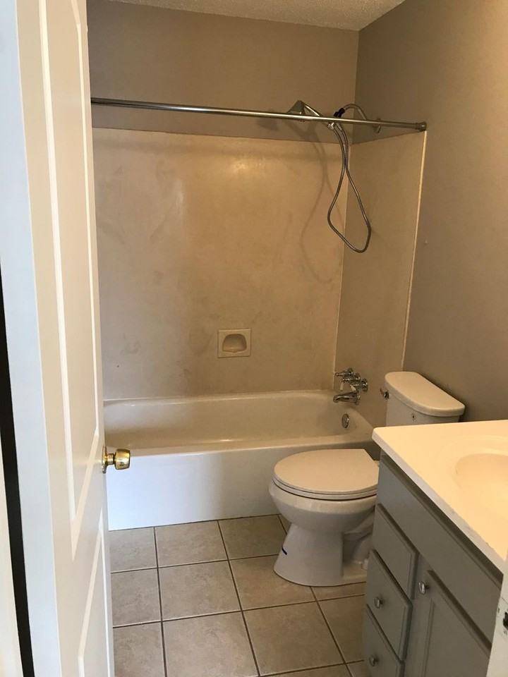 4376 Stumberg Ln - Photo 6 of 8