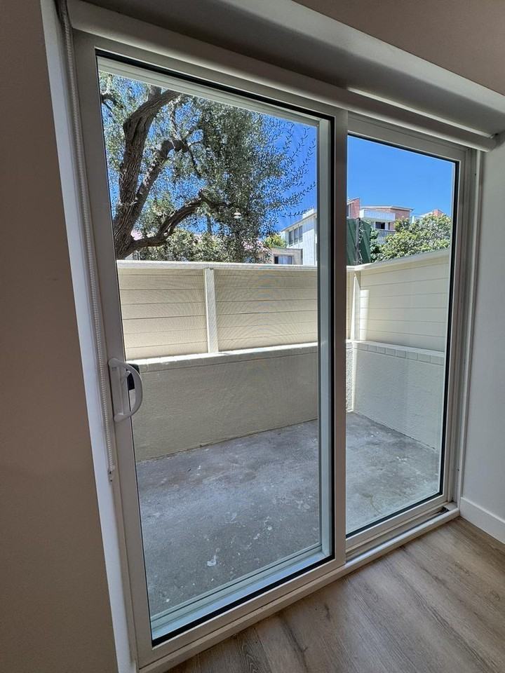 11810 Mayfield Ave - Photo 6 of 50