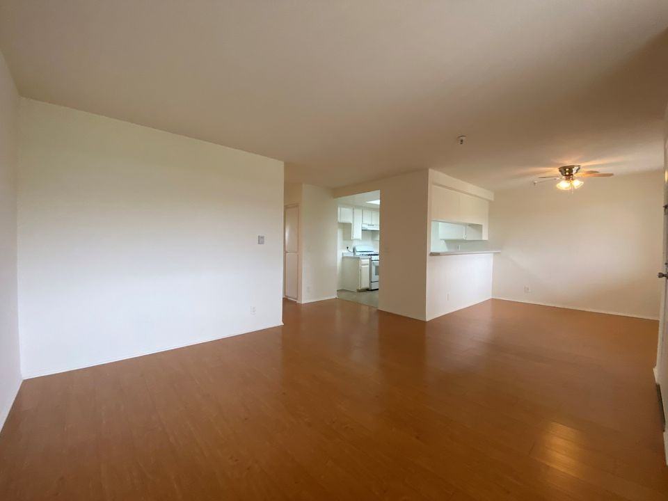 14020 Yukon Avenue, - Photo 5 of 50